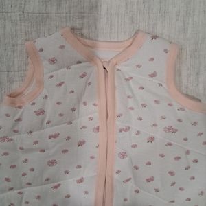 Medium burts bees wearable blanket